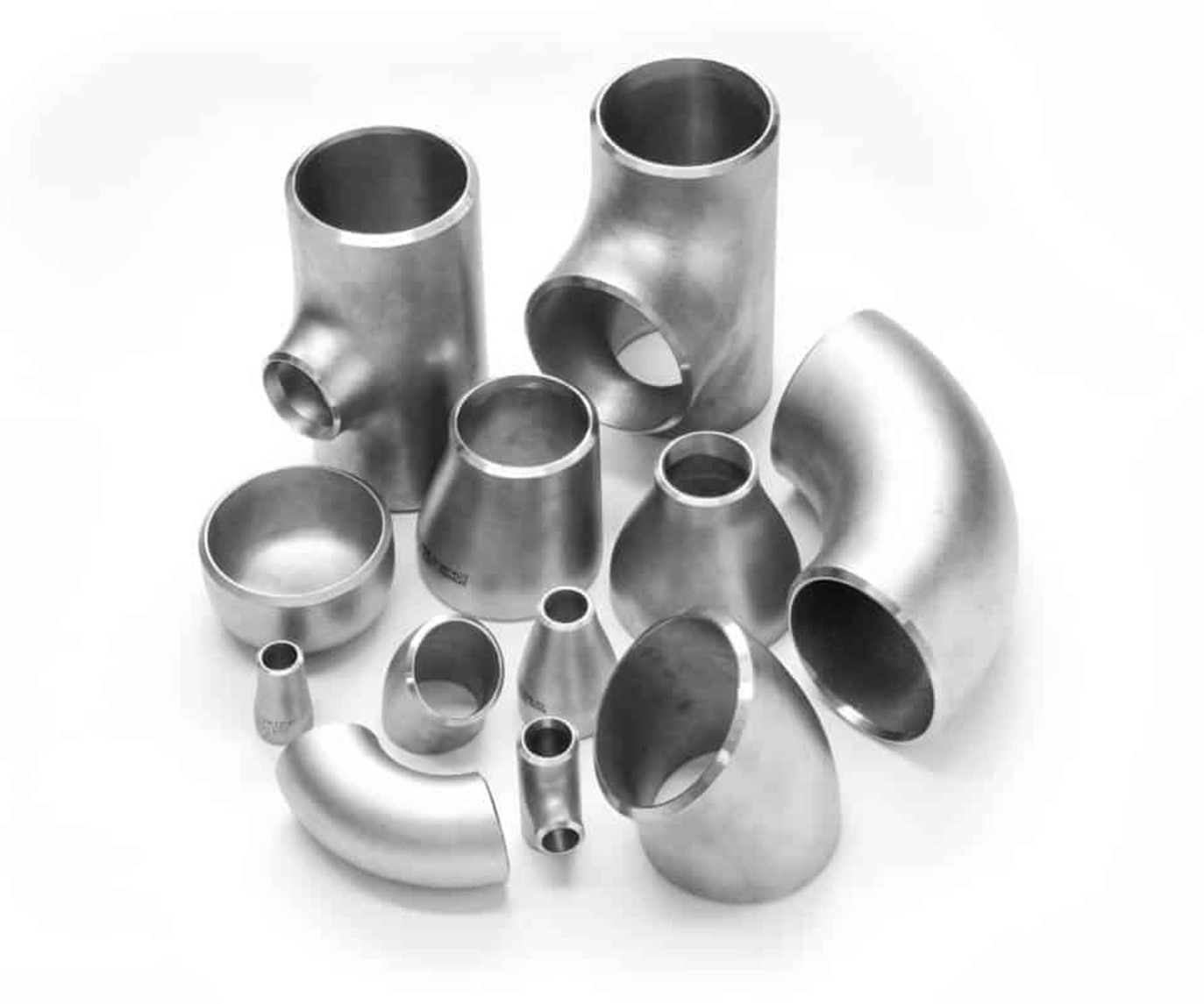 Comparison of four pipe fitting connection methods: How to choose between butt welding, socket welding, threaded connections, and flanges?