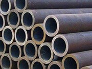 What are the quality requirements for seamless steel pipes